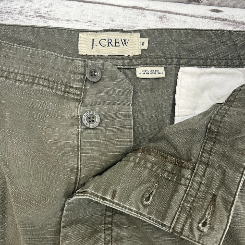 J. CREW Cargo Ripstop Shorts Distressed Military Green Button Fly Men 38 x 8
